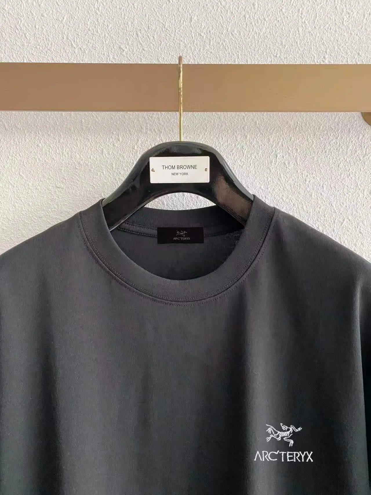Arc’ter/ + New Arrival ， ， ， ， T Same Style。 :Black White Blue Gray Size:S（90-130 ） M（125-140 ） L（135-160 ） XL（160-180 ） XXL（180 ）